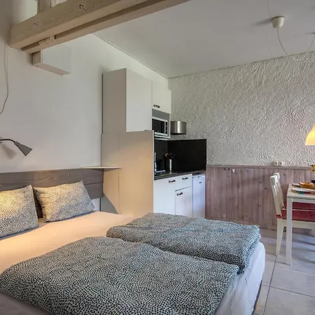 Campsite Le Clou Coux-et-Bigaroque-Mouzens