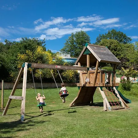 Le Clou 4* Coux-et-Bigaroque-Mouzens