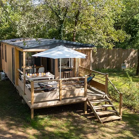 Le Clou Camping