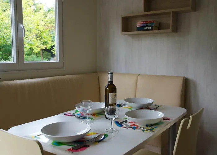 Le Clou 4* Coux-et-Bigaroque-Mouzens